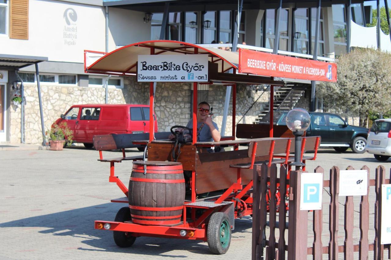 Amstel Hattyú Panzió -Érintésmentes bejelentkezés Győr Exterior foto